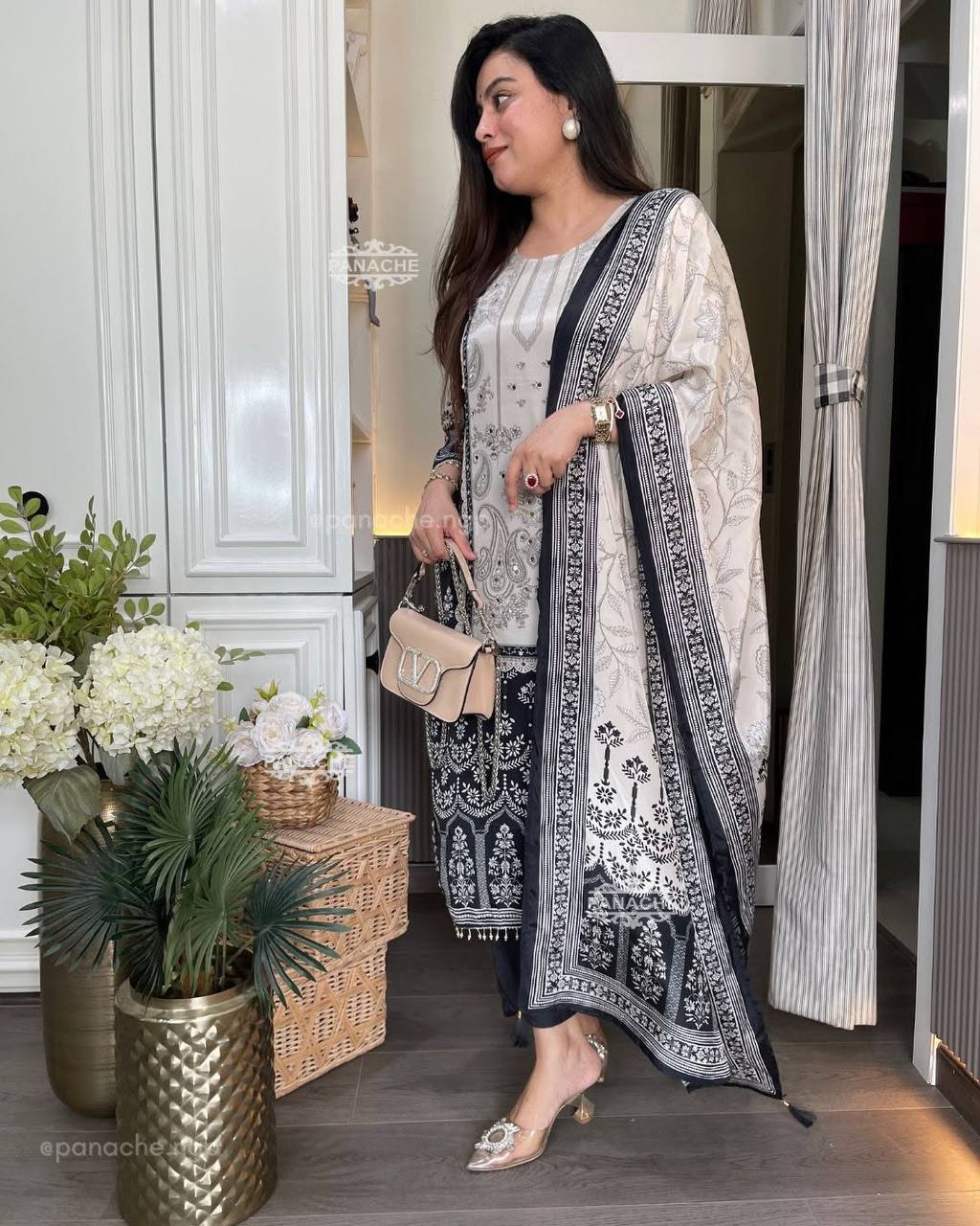 Trendy Ethnic Co-Ord Set with Mirror & Kodi Lace Detailing