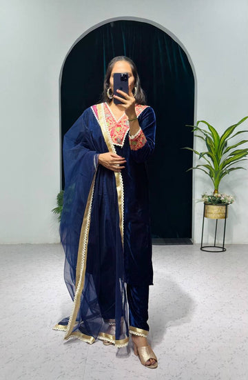 Stylish Velvet Kurti with Jaquard Lace Border, Soft Net Dupatta, and Velvet Pants (Blue)